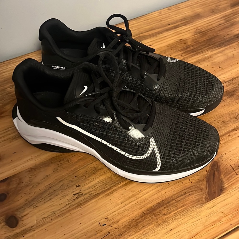 Nike mens lifting shoes
